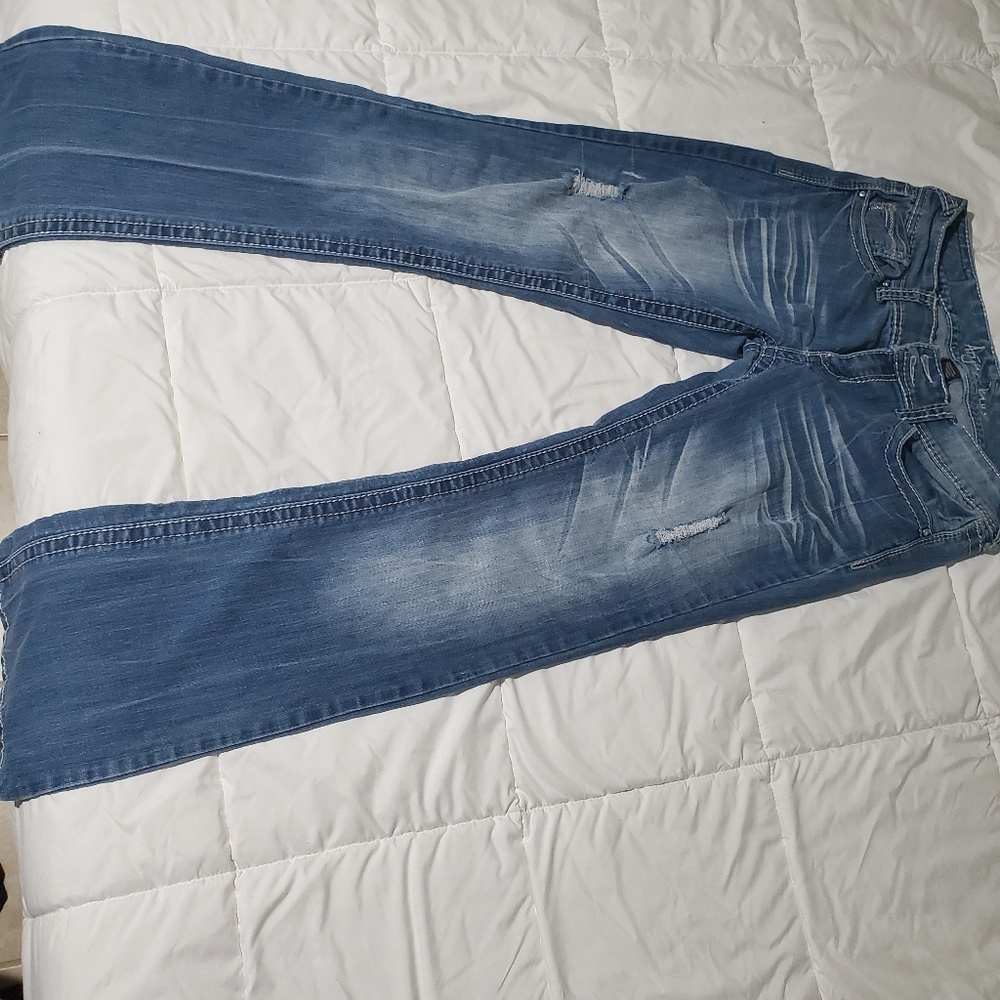 Ariya Jeans